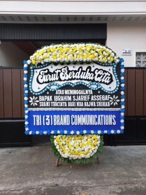 Papan Bunga Duka di Bandarkedungmulyo